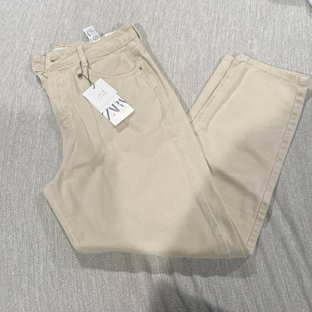 ZARA Cream Mom Jeans